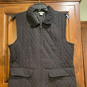 Ladies Black quilted vest. Size medium.